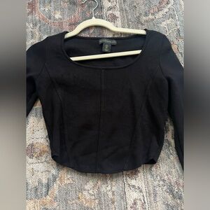 HOUSE OF HARLOW BLACK FULL SLEEVE SWEATER TOP IN SIZE SMALL